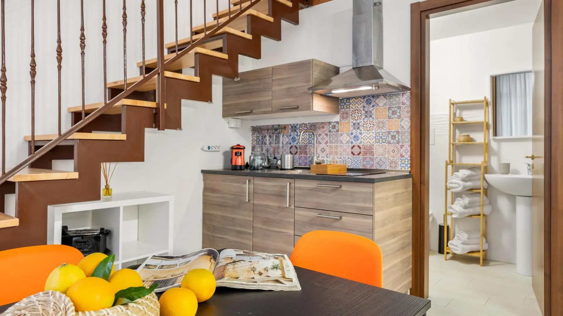 מלון דירות פלרמו Open Sicily Homes - Near The Central Train Station איטליה