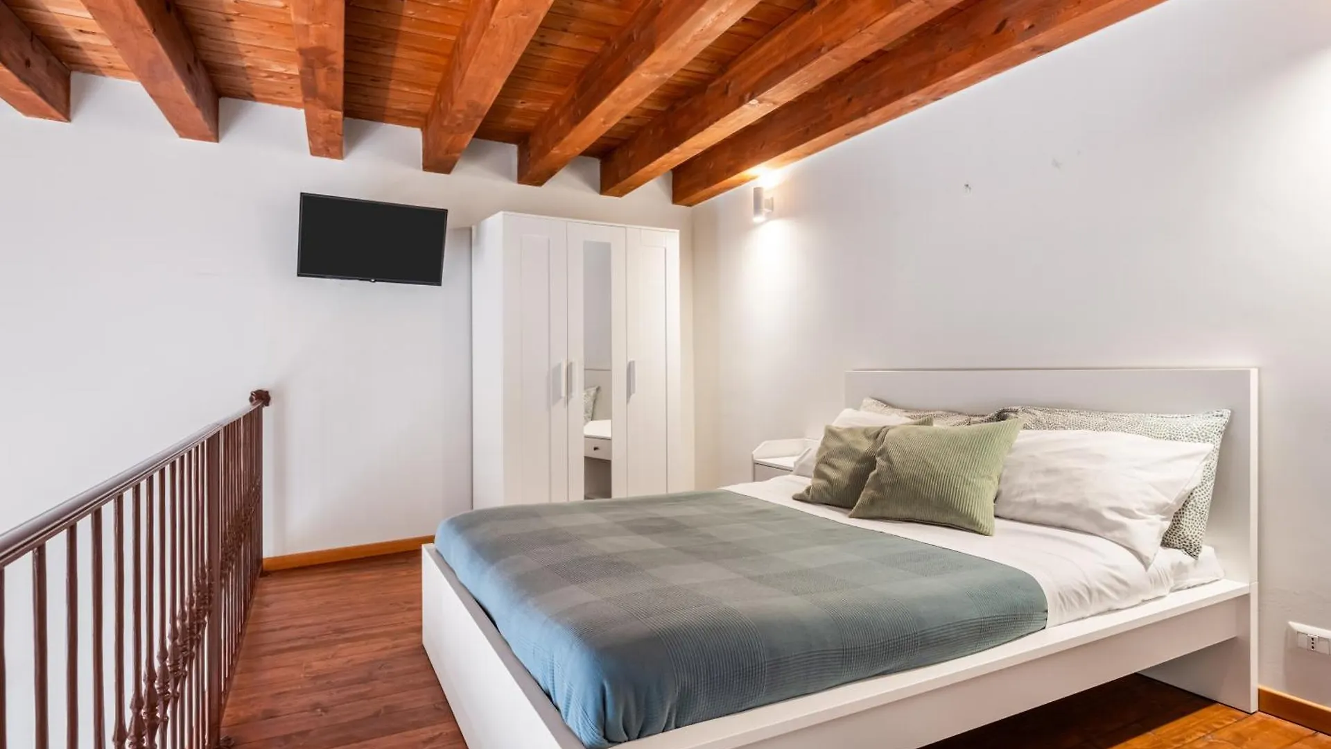 מלון דירות פלרמו Open Sicily Homes - Near The Central Train Station