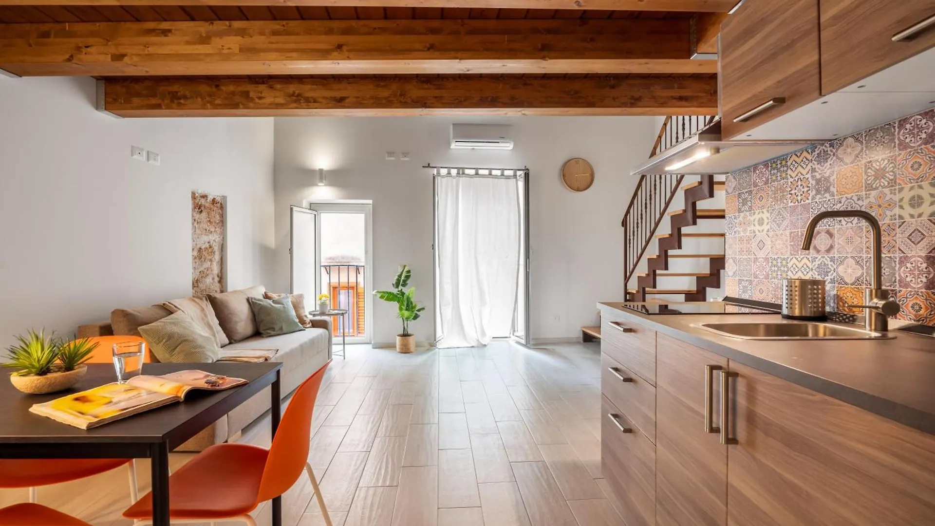 פלרמו Open Sicily Homes - Near The Central Train Station 0*,  איטליה