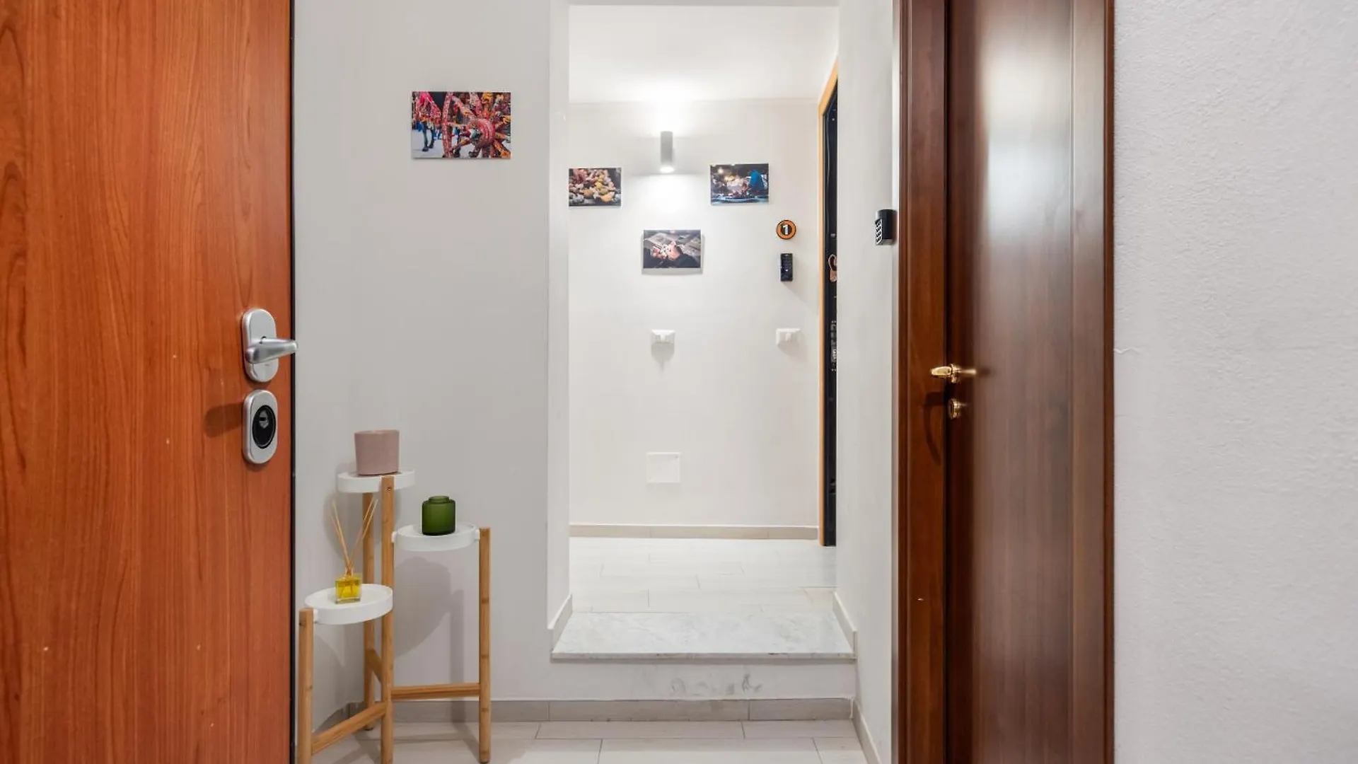 Open Sicily Homes - Near The Central Train Station Palermo Lägenhetshotell
